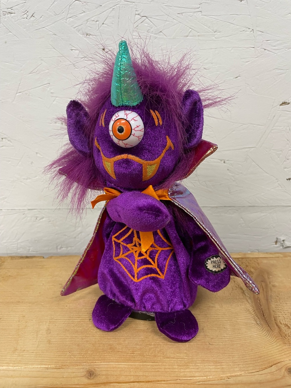 Vintage Dan Dee “Purple People Eater" Musical Plush Collectible, 8”